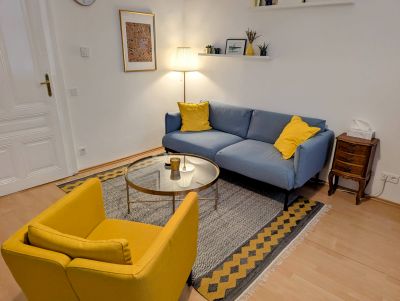 Seating for multiple clients.